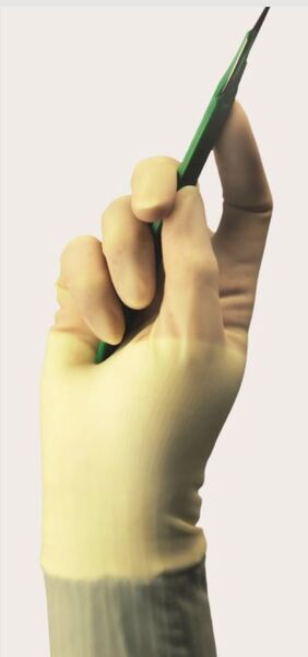 Protexis® PI Micro Sterile Synthetic Surgical Gloves Cream 6 xeach