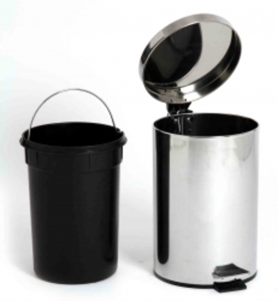 Pedal Operated 12L Chrome Bin with Plastic Liner